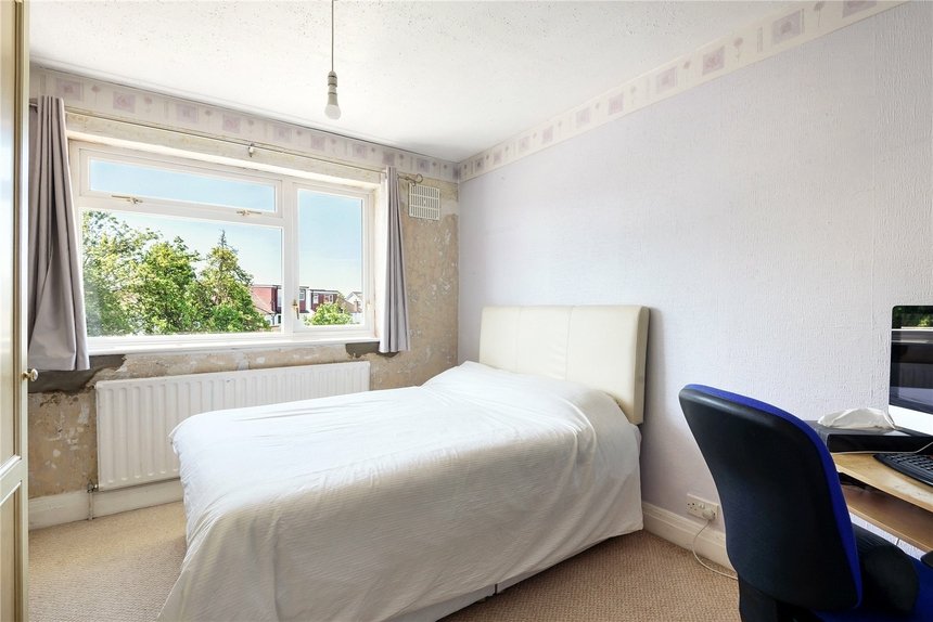 for sale curzon avenue london 16383 - Gibbs Gillespie