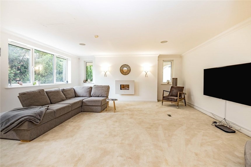 for sale carew road london 16384 - Gibbs Gillespie