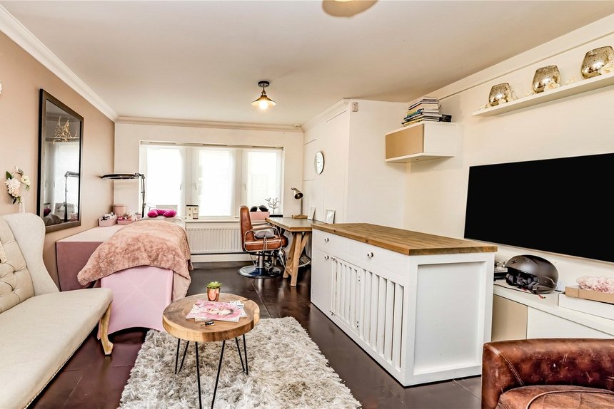 for sale carew road london 16384 - Gibbs Gillespie