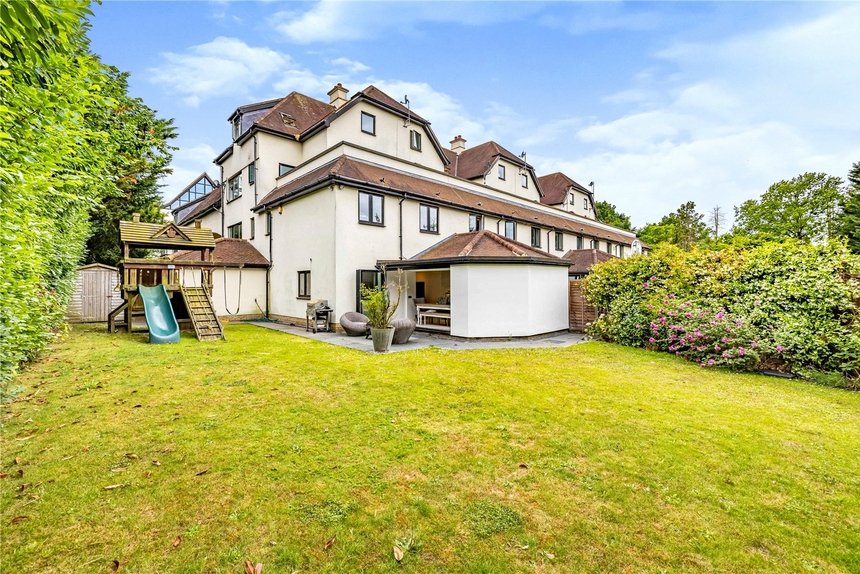 for sale carew road london 16384 - Gibbs Gillespie