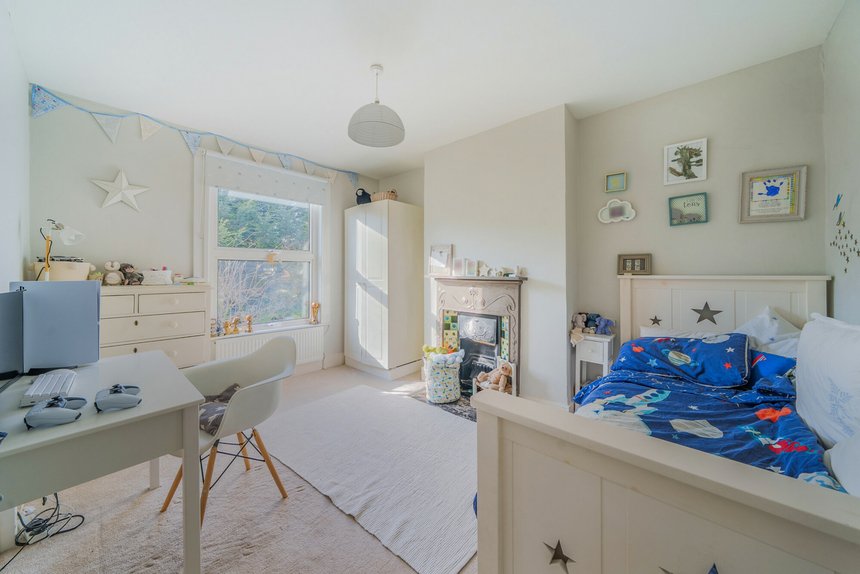 for sale hamilton road london 16523 - Gibbs Gillespie