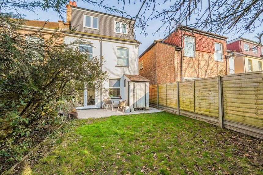 for sale hamilton road london 16523 - Gibbs Gillespie