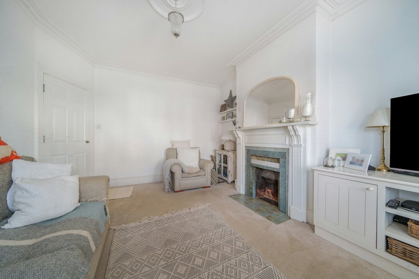 for sale hamilton road london 16523 - Gibbs Gillespie