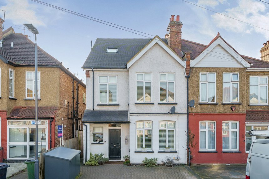 for sale hamilton road london 16523 - Gibbs Gillespie