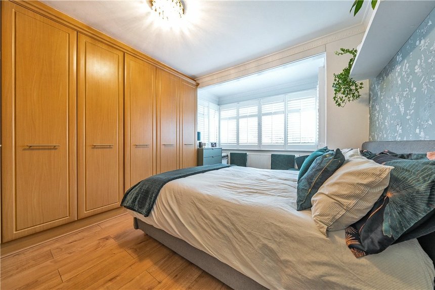 under offer cornwall road london 16569 - Gibbs Gillespie