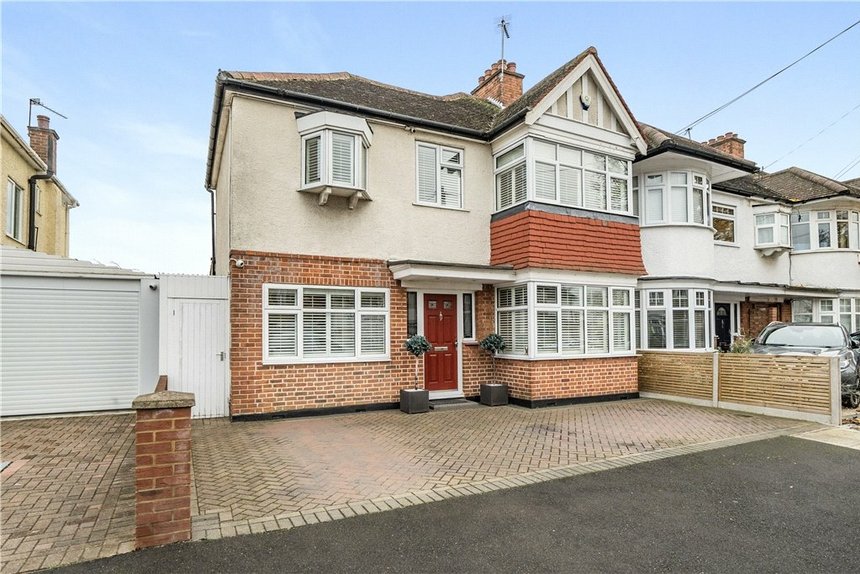 under offer cornwall road london 16569 - Gibbs Gillespie