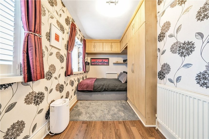 under offer cornwall road london 16569 - Gibbs Gillespie