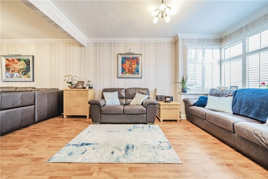 under offer cornwall road london 16569 - Gibbs Gillespie