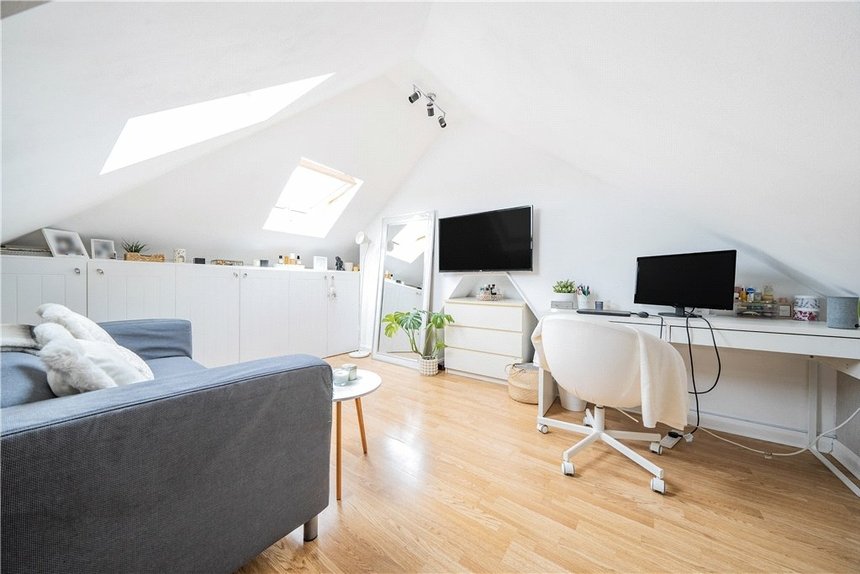 under offer cornwall road london 16569 - Gibbs Gillespie