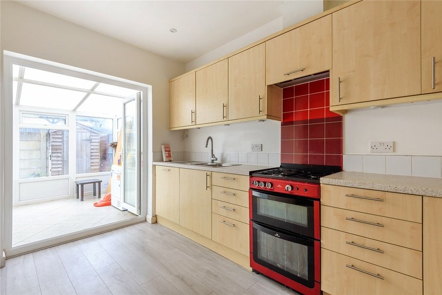 under offer lionel road north london 16644 - Gibbs Gillespie