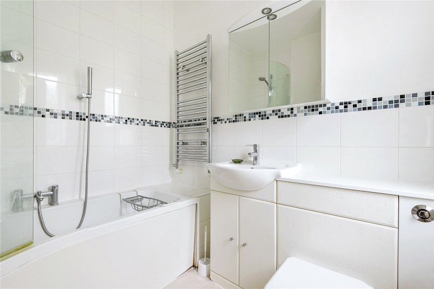 under offer lionel road north london 16644 - Gibbs Gillespie