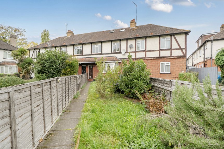 under offer lionel road north london 16644 - Gibbs Gillespie