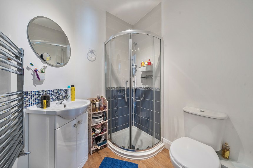 for sale oaklands avenue london 16814 - Gibbs Gillespie