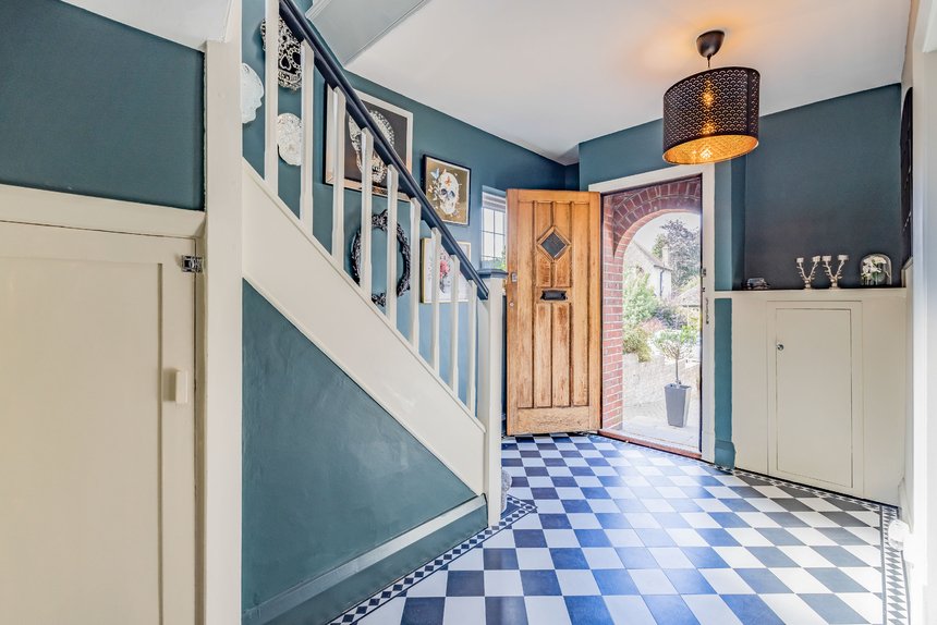 for sale oaklands avenue london 16814 - Gibbs Gillespie