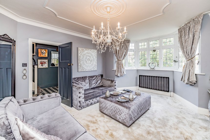 for sale oaklands avenue london 16814 - Gibbs Gillespie