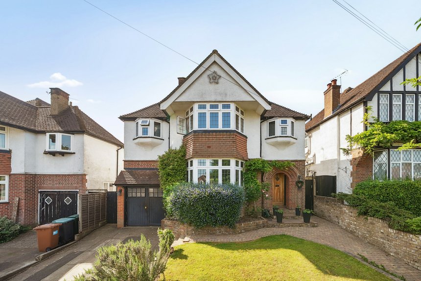 for sale oaklands avenue london 16814 - Gibbs Gillespie
