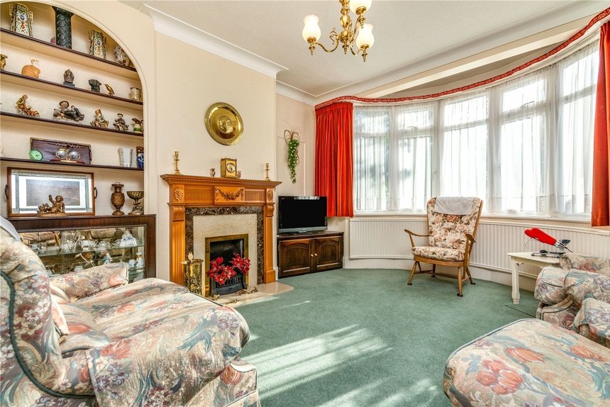 3 bedroom House for sale in Clitherow Avenue, Hanwell, London, W7