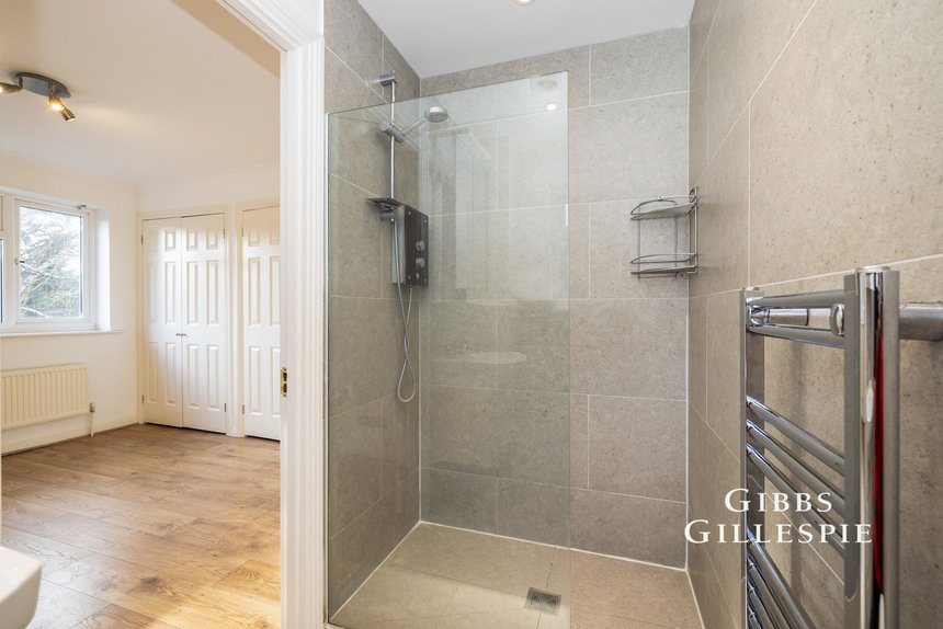 to let baycroft close london 17051 - Gibbs Gillespie
