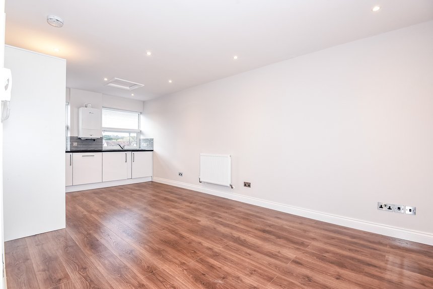 let agreed flat 1 london 17066 - Gibbs Gillespie