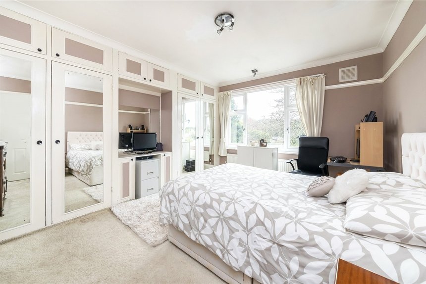 under offer greystoke park terrace london 17104 - Gibbs Gillespie