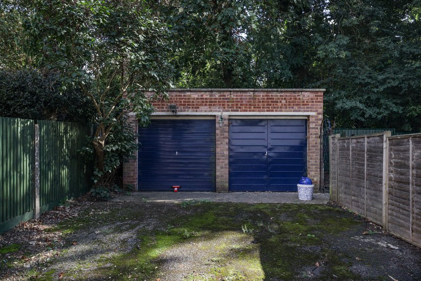 sold gladsdale drive london 17131 - Gibbs Gillespie