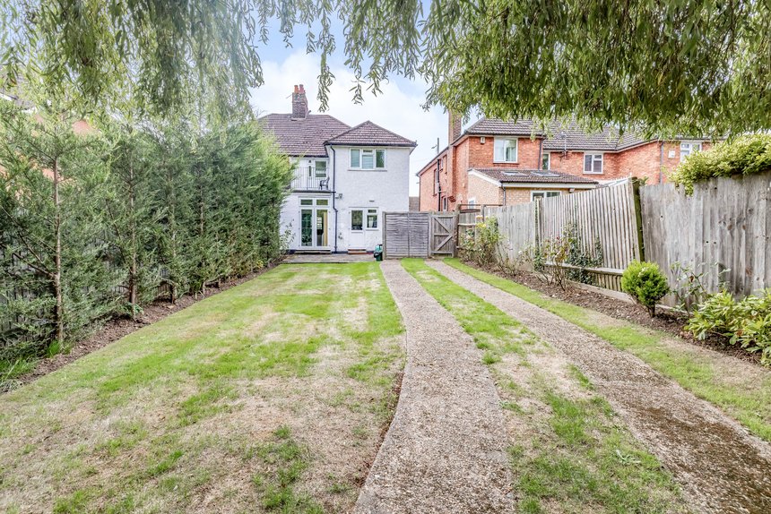4 bedroom House for sale in Rickmansworth Road, Northwood, Middlesex, HA6 Gibbs Gillespie