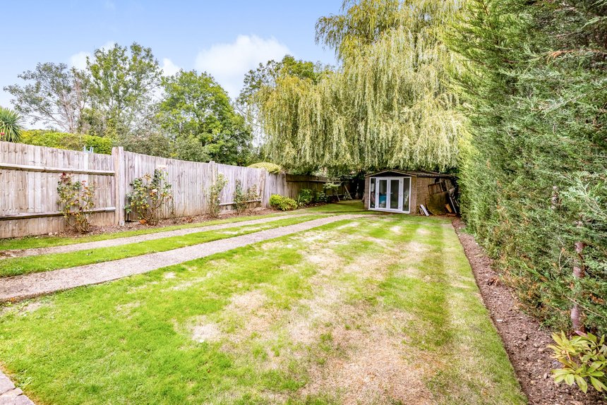 4 bedroom House for sale in Rickmansworth Road, Northwood, Middlesex