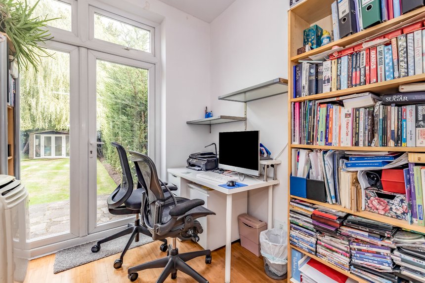 4 bedroom House for sale in Rickmansworth Road, Northwood, Middlesex