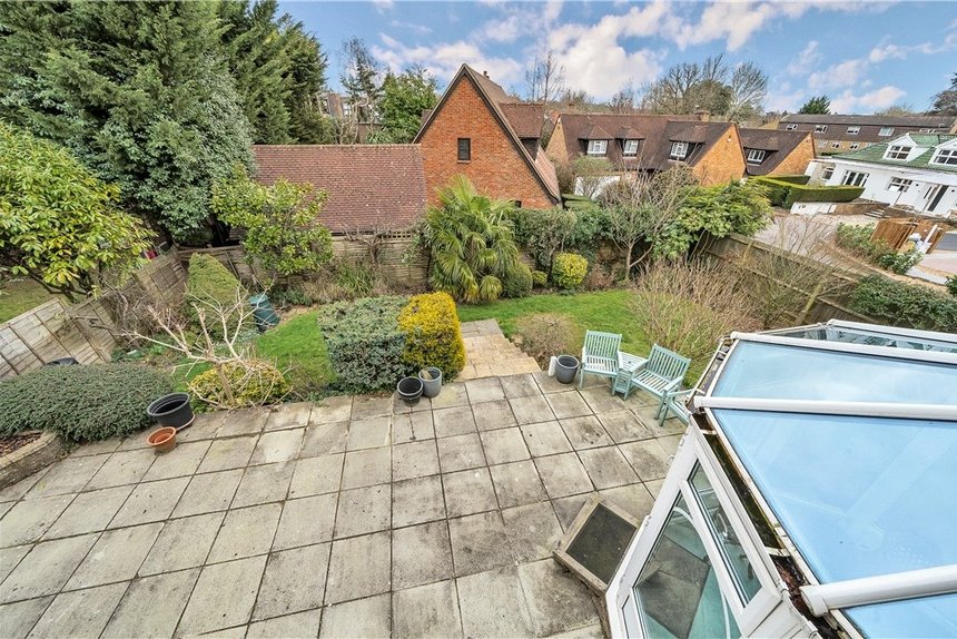 3 bedroom House for sale in Ducks Hill Road, Northwood, Middlesex, HA6