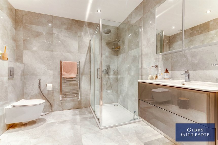 to let swakeleys road london 17237 - Gibbs Gillespie