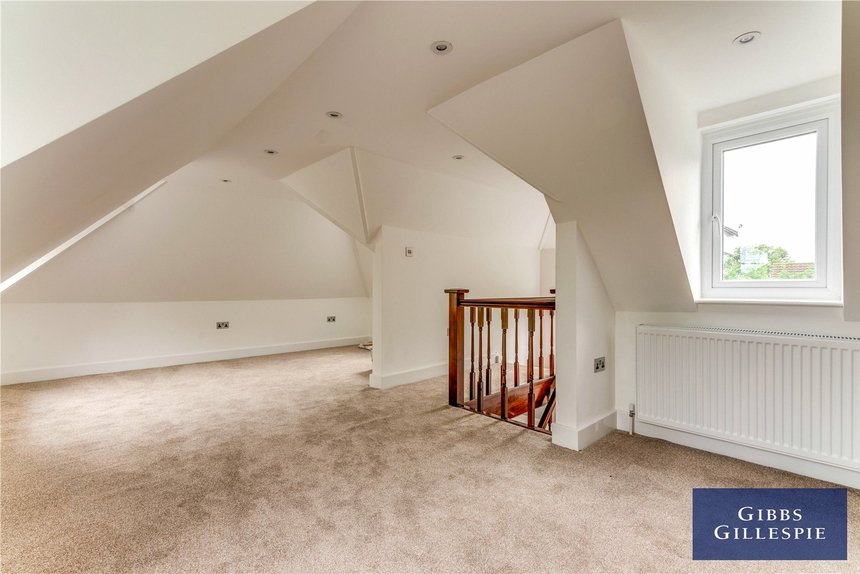 to let swakeleys road london 17237 - Gibbs Gillespie
