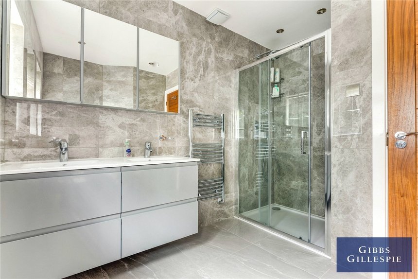 to let swakeleys road london 17237 - Gibbs Gillespie