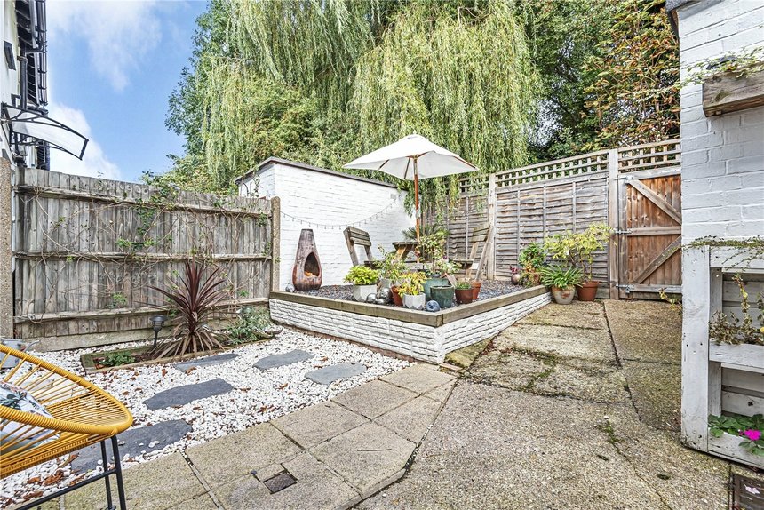 under offer cordingley road london 17244 - Gibbs Gillespie