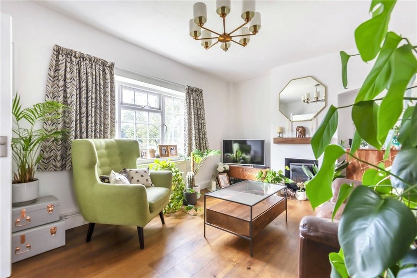 under offer cordingley road london 17244 - Gibbs Gillespie