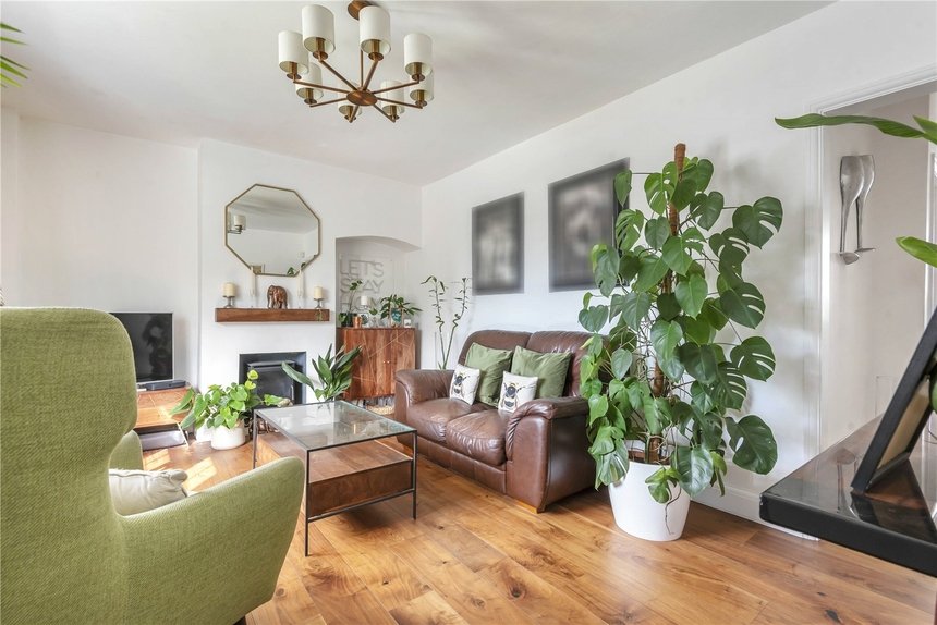 under offer cordingley road london 17244 - Gibbs Gillespie
