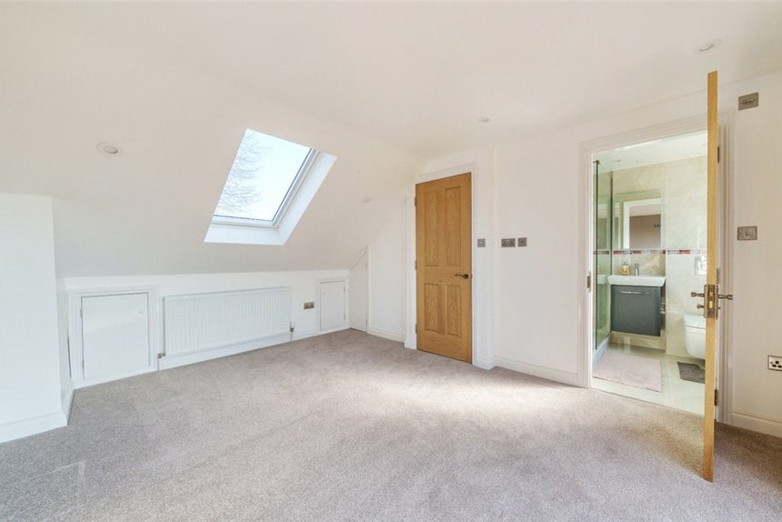 for sale conway crescent london 17310 - Gibbs Gillespie