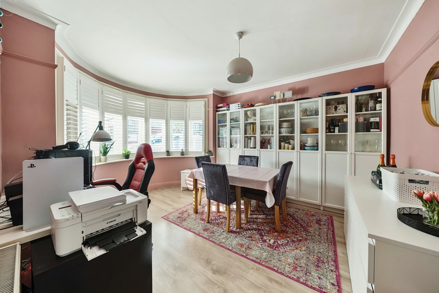 under offer victoria road london 17816 - Gibbs Gillespie