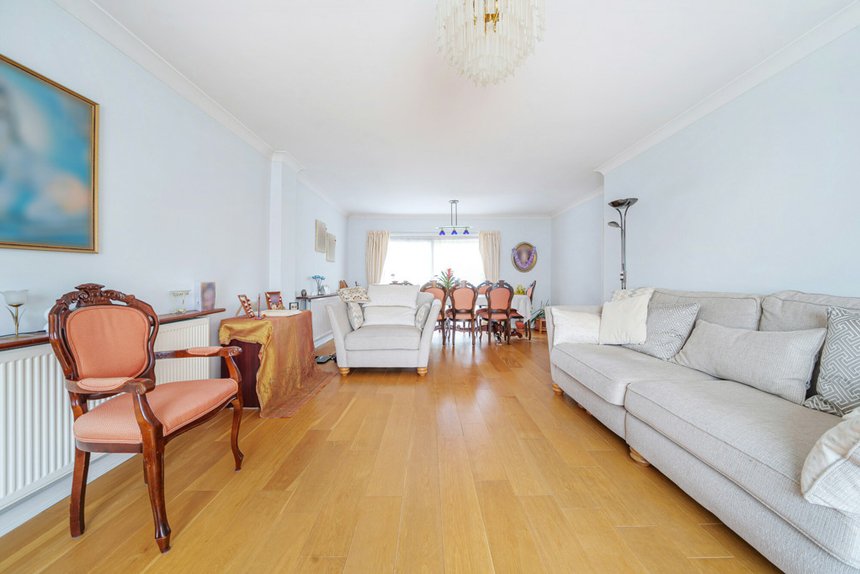 for sale rectory way london 18047 - Gibbs Gillespie