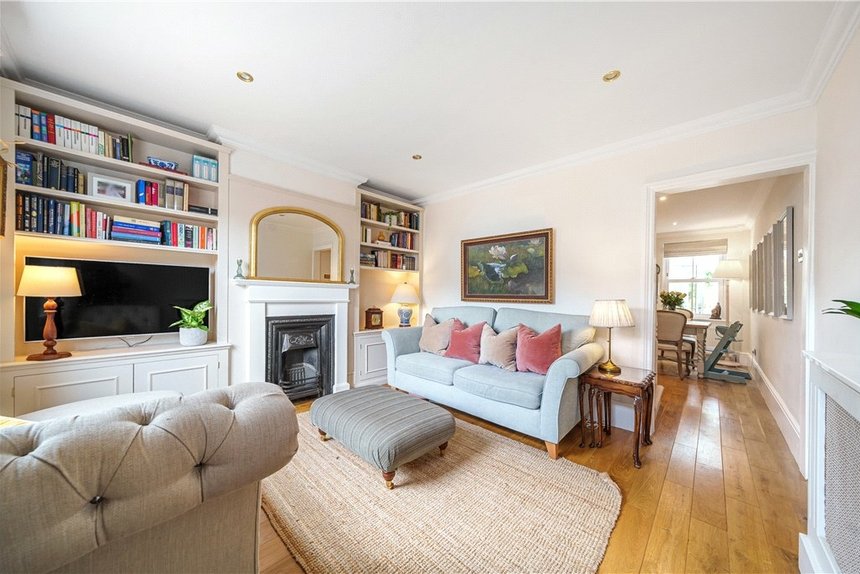 for sale hallowell road london 18057 - Gibbs Gillespie