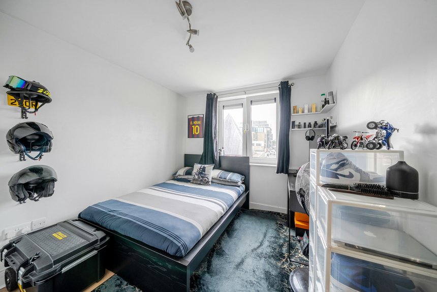 for sale redford way london 18469 - Gibbs Gillespie