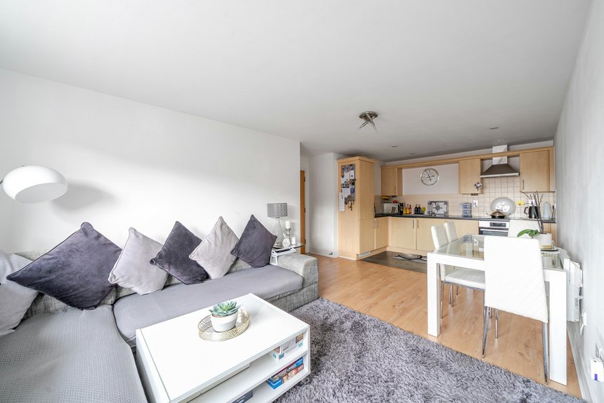 for sale redford way london 18469 - Gibbs Gillespie