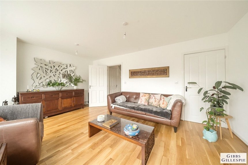 for sale hurrell drive london 18578 - Gibbs Gillespie