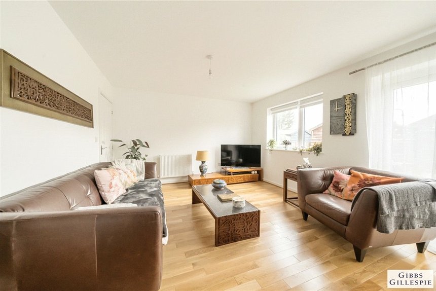 for sale hurrell drive london 18578 - Gibbs Gillespie