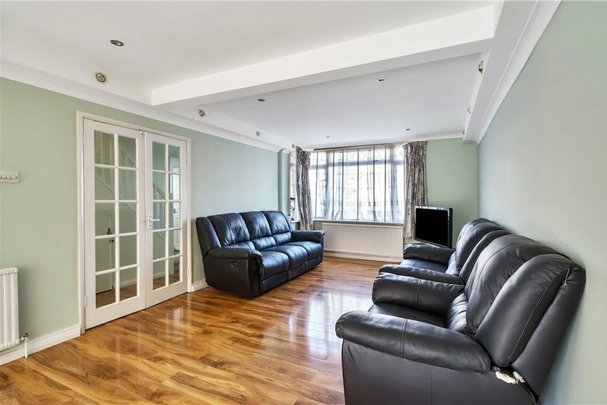 for sale wetheral drive london 18701 - Gibbs Gillespie