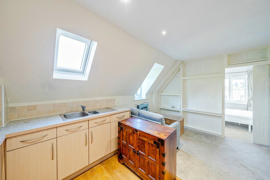 for sale birch view london 18724 - Gibbs Gillespie