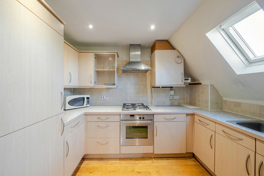 for sale birch view london 18724 - Gibbs Gillespie