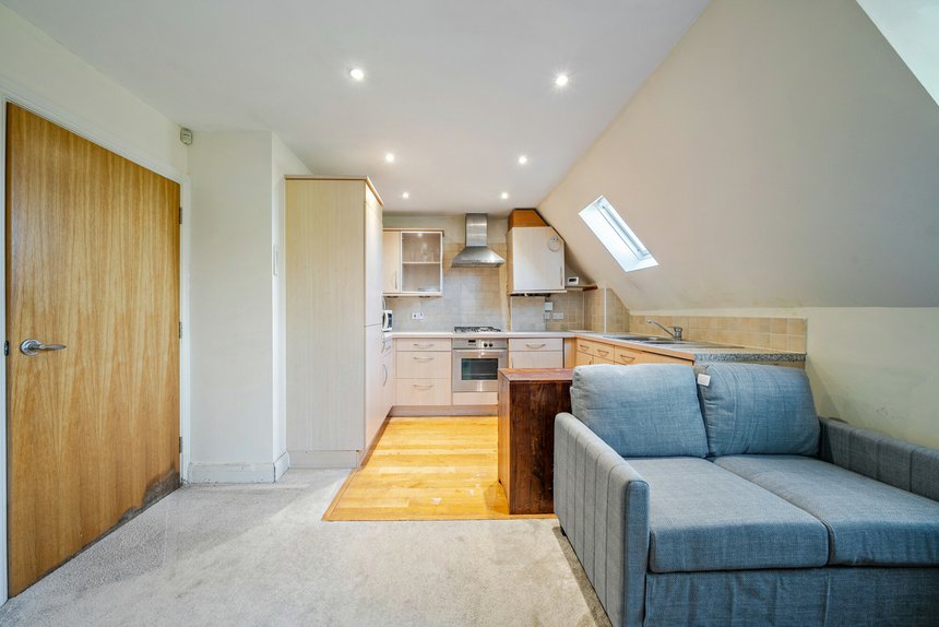 for sale birch view london 18724 - Gibbs Gillespie