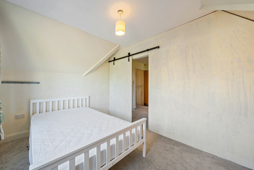 for sale birch view london 18724 - Gibbs Gillespie