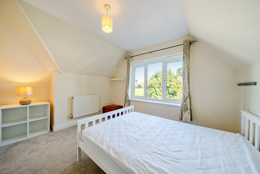 for sale birch view london 18724 - Gibbs Gillespie