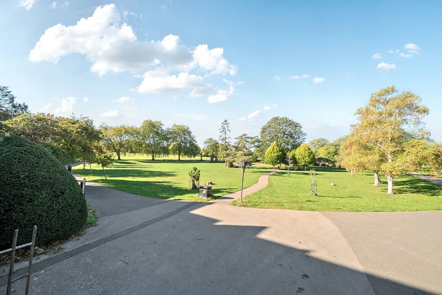 for sale birch view london 18724 - Gibbs Gillespie